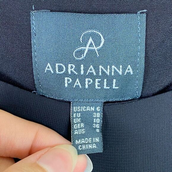 Adrianna Papell Black Asymmetric Chiffon Overlay Capelet Sheath Dress Size 6 - Picture 4 of 6